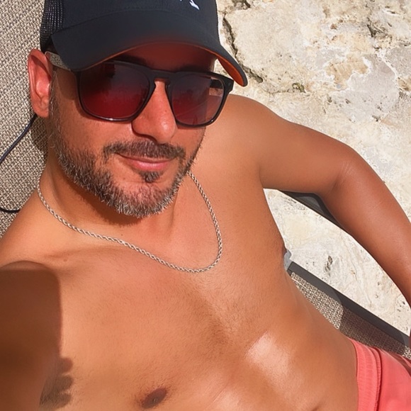 Meet your Posher, Oswald - Picture 7 of 15